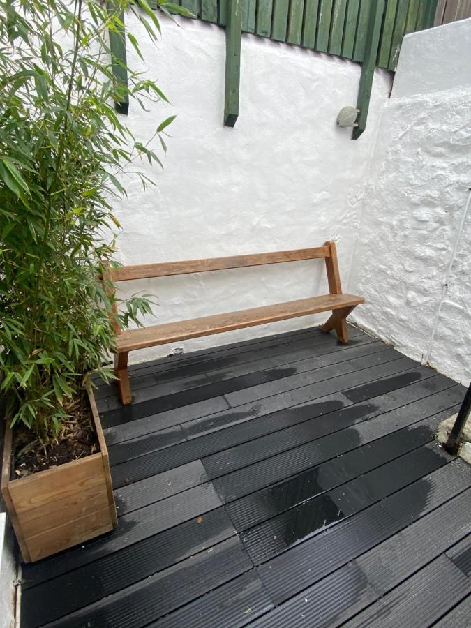 Cheerful One Bedroom Cottage In Mousehole. Экстерьер фото